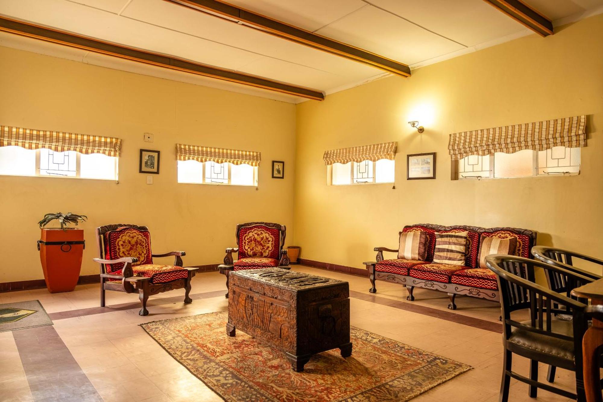 Karoo Country Inn Middelburg  Kültér fotó